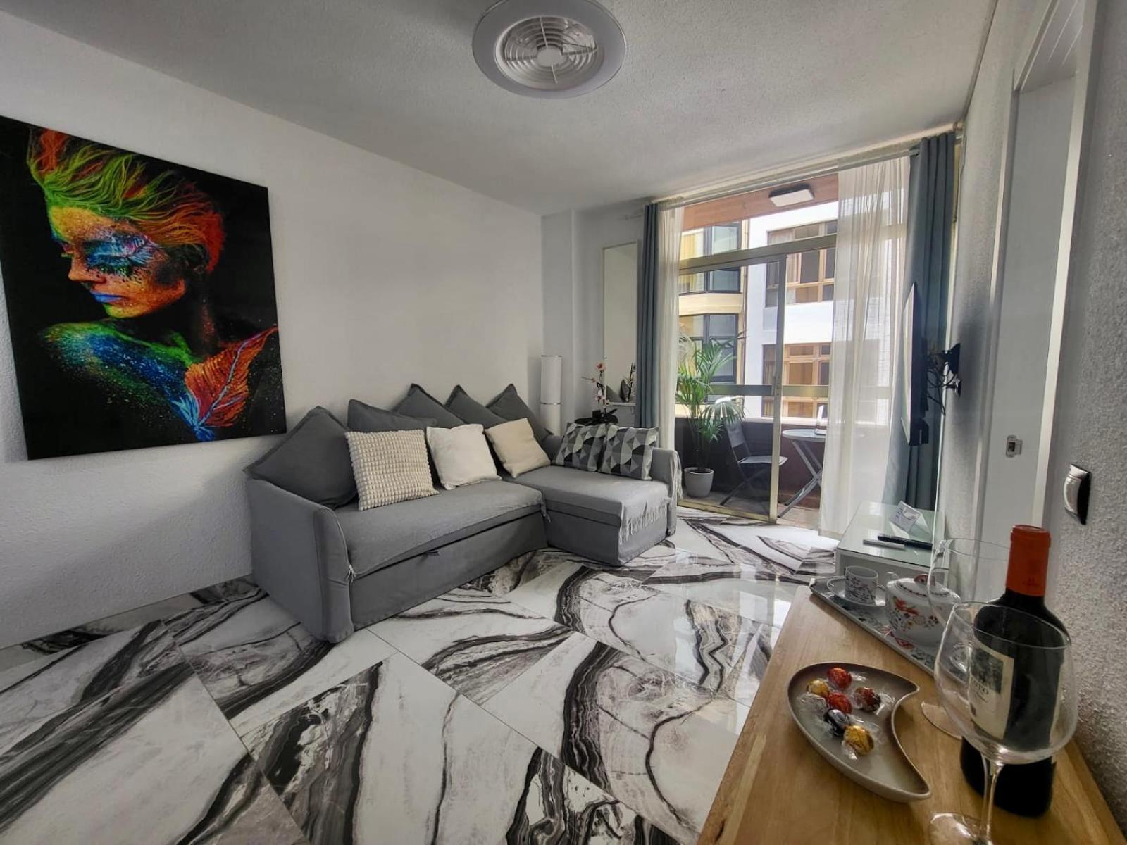 2 Bedrooms Flat + Balcony + Parking At Las Canteras Beach Las Palmas / Gran Canaria Exterior foto