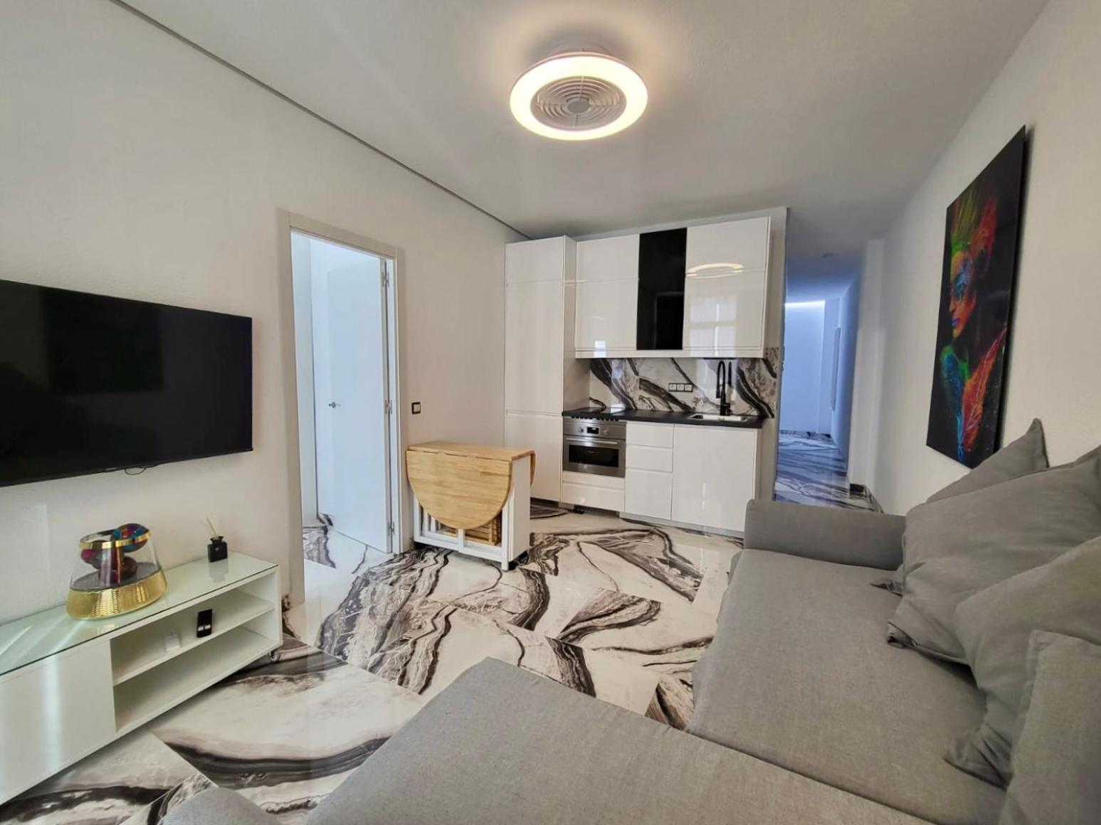 2 Bedrooms Flat + Balcony + Parking At Las Canteras Beach Las Palmas / Gran Canaria Exterior foto